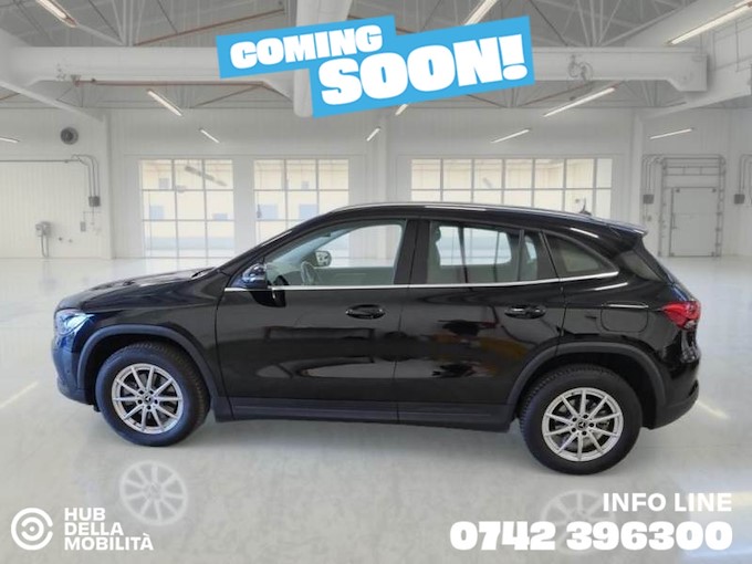 MERCEDES-BENZ GLA 180 d Automatic Business